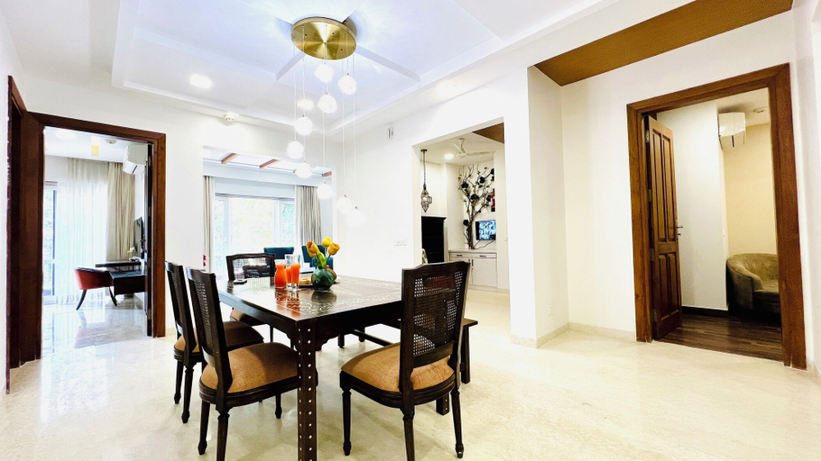 Others 4, BluO Luxury Stay - Medicity - Balcony, Tub, TT, Gurgaon