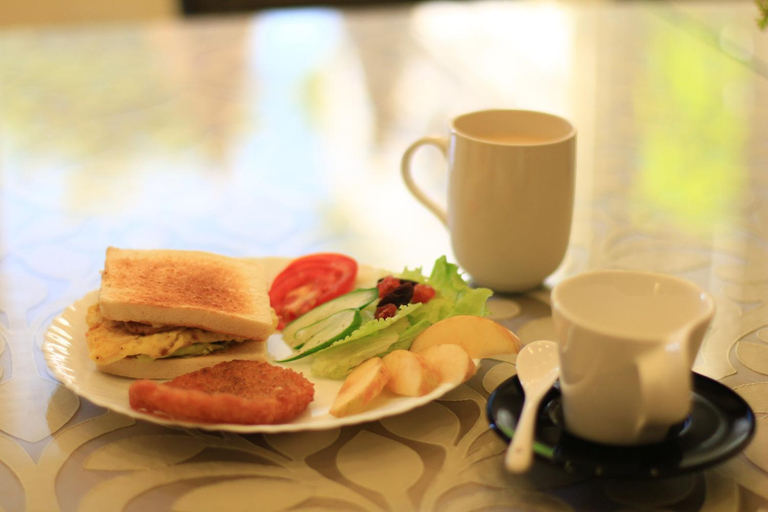 Food & Drinks