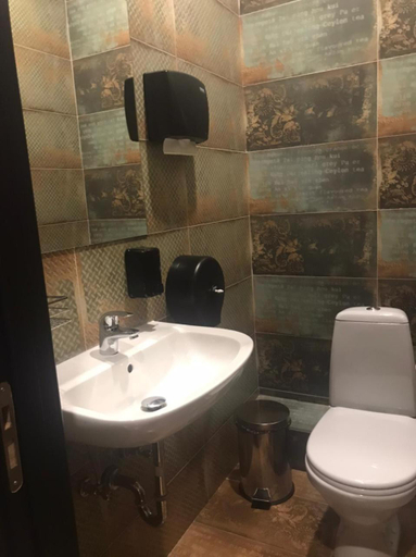 Bathroom, Sulu Hostel, Astana City