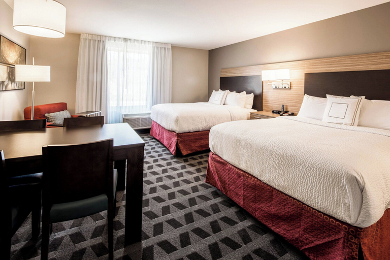 Bedroom 2, TownePlace Suites by Marriott Cleveland, Bradley
