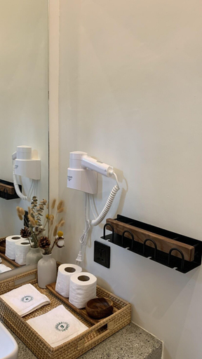 Bathroom 4, Bahandi Hotel, General Luna