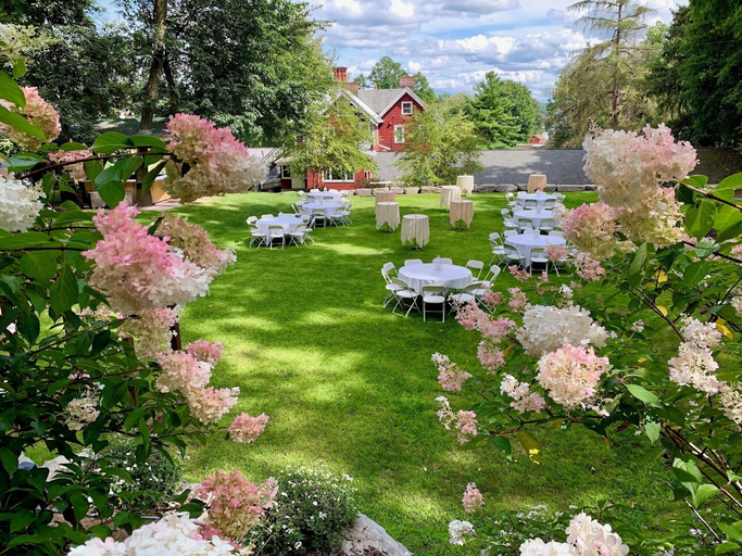 Others 5, Springside Inn, Cayuga
