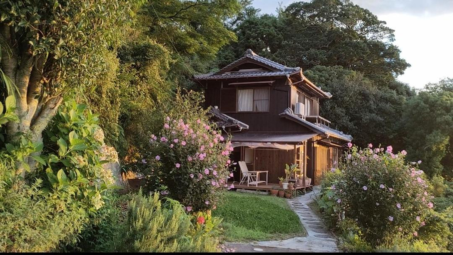Others 3, AKUA inn, Awaji