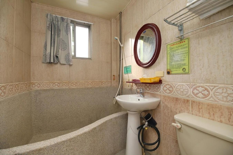Bathroom 4, Yosemite Hot Spring Resort, Tainan