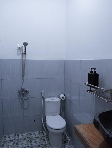 Bathroom 3, Jepun Homestay Lemukih, Buleleng
