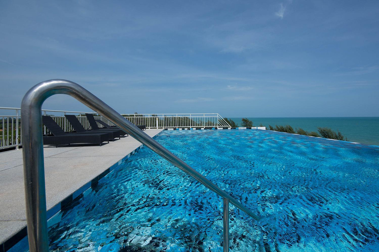 Swimming Pool 3