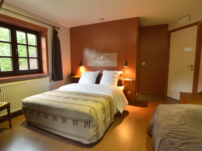 Bedroom 2, Luxurious Accommodation, Sauna, Hot Tub, Solarium, Private Bathrooms, Luxembourg
