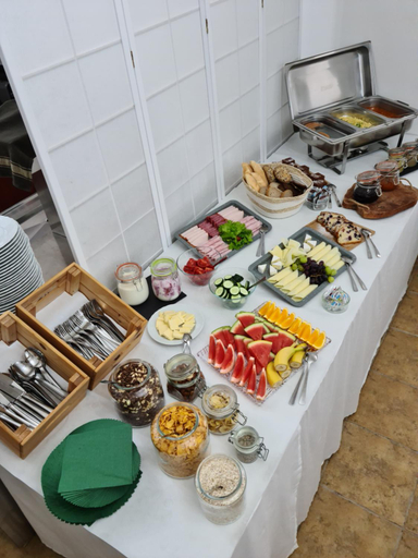 Food & Drinks, Bynovecky Zamecek, Děčín