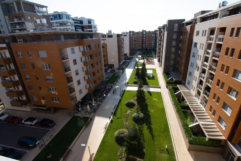 Others 2, A Blok New Modern - Free garage parking, comfortable, quiet with a park view, Belgrade