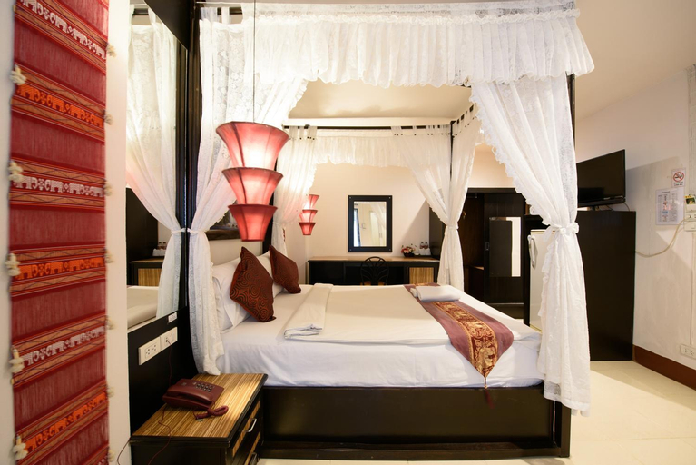 Bedroom 9