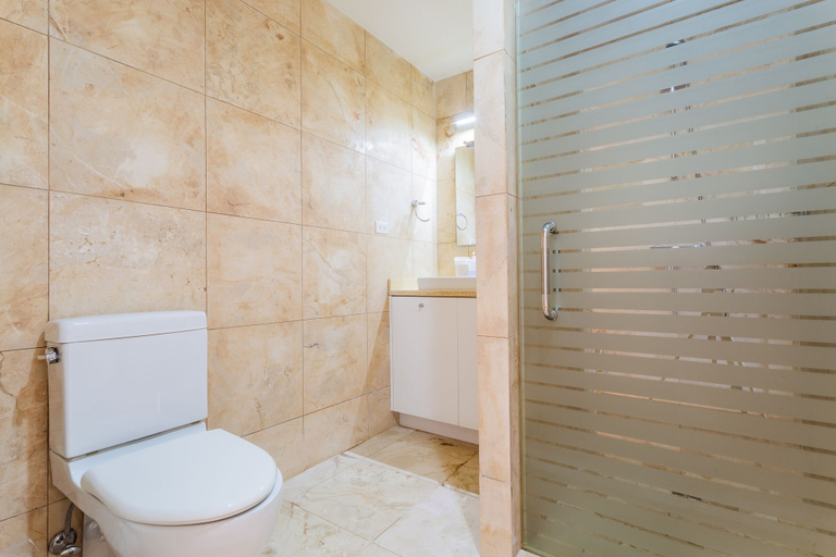 Bathroom 3, Lovely Condo at Eagle Beach! Great Views
