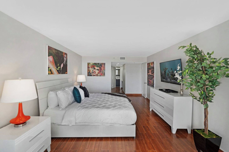 Bedroom 23