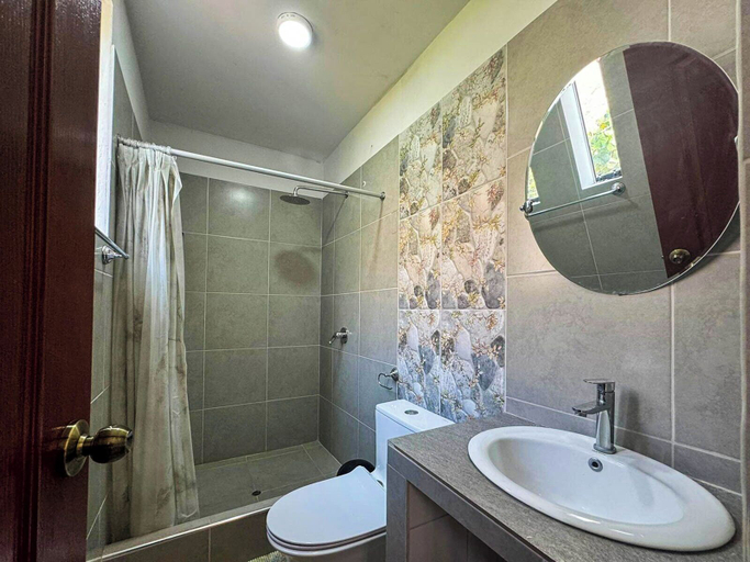 Bathroom 4, Casa Hotel Mamaluna, Cañete
