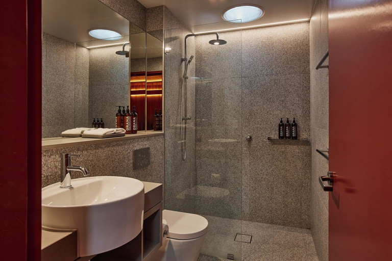Bathroom 3, Iron Creek Bay Estate, Sorell