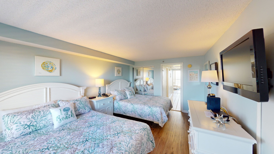 Bedroom 4, Litchfield Beach & Golf Resort, Georgetown