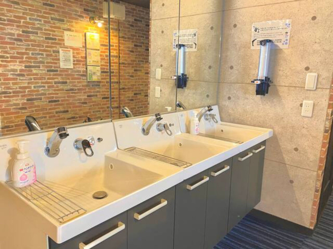 Bathroom 4, 【MAX29ppl】500㎡ |Darts&pool&Karaoke|5 parking spots, Minamiuonuma