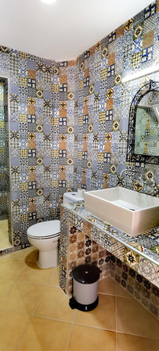 Bathroom 2, Tigmi surf morocco, Agadir-Ida ou Tanane