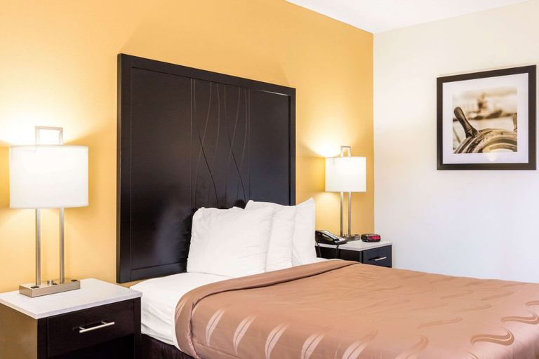 Bedroom 3, Quality Inn Trussville I-59 exit 141, Jefferson