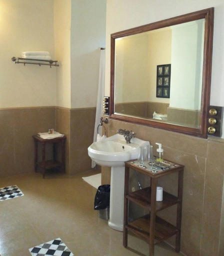 Bathroom, Altus Luxury Homestay, Sirohi