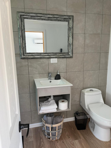 Bathroom 4, Nenquen Lodge, Colchagua