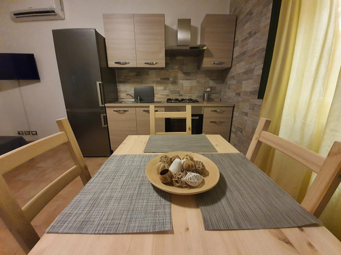 Others 3, Castellano Home - Ursino, Catania