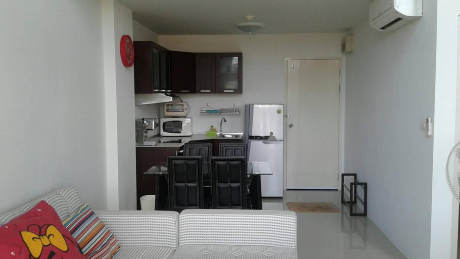 Dining Room 13