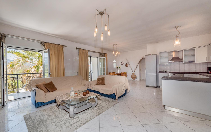 Others 4, Koutsis Apartment, Ionian Islands