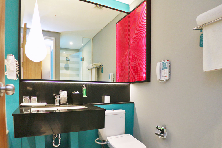 Bathroom 10