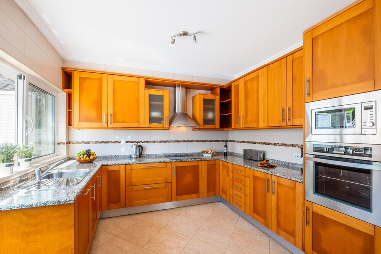 Others 5, Villa Krystal Bay, Silves