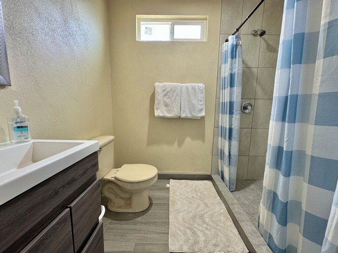 Bathroom 12
