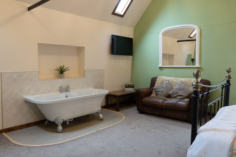 Bathroom 3, The Warehouse, Somerset