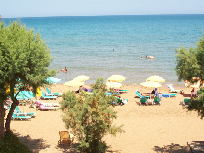 Others 3, Kato Stalos Beach, Crete