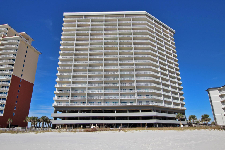 Exterior & Views 2, Seawind 1205, Baldwin