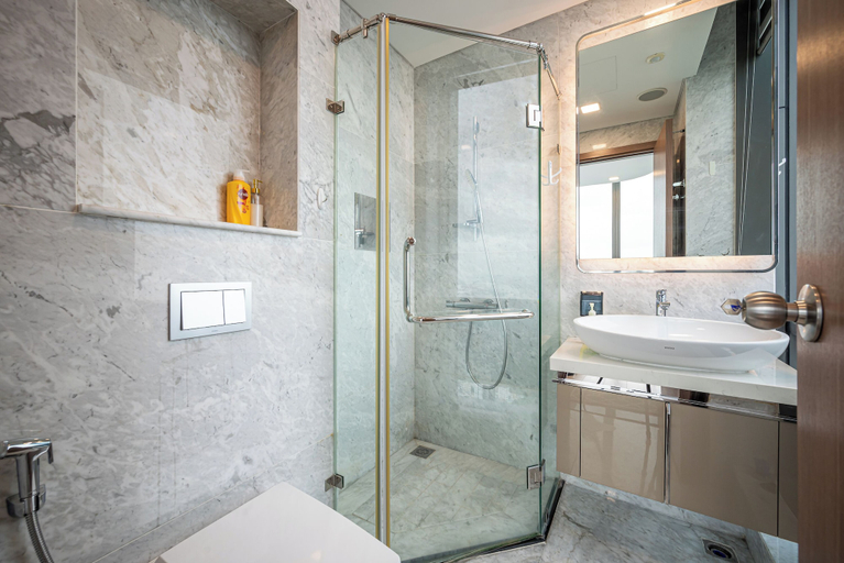 Bathroom 5, Landmark 81 - Sun Megalight Apartment, Bình Thạnh