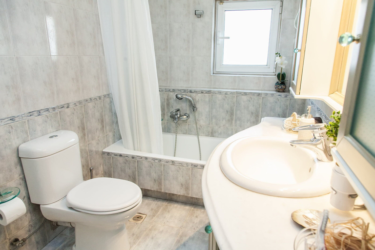 Bathroom 3, Beautiful 3 bedrooms apt in N. Smirni, Attica