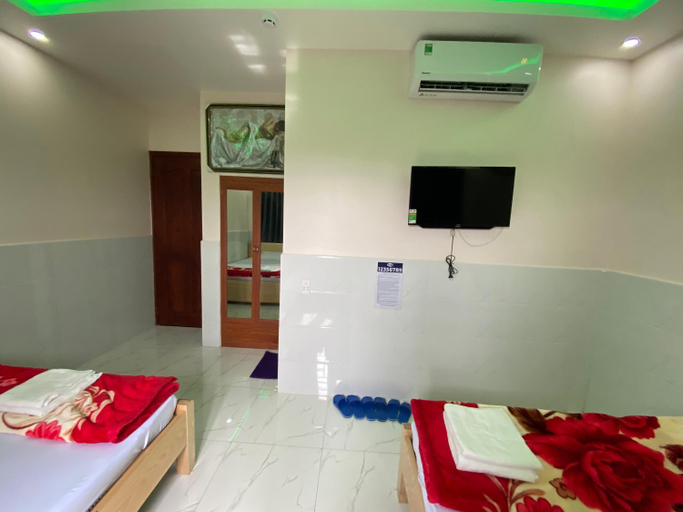 Bedroom 3, Hoang Anh Hotel, Di An