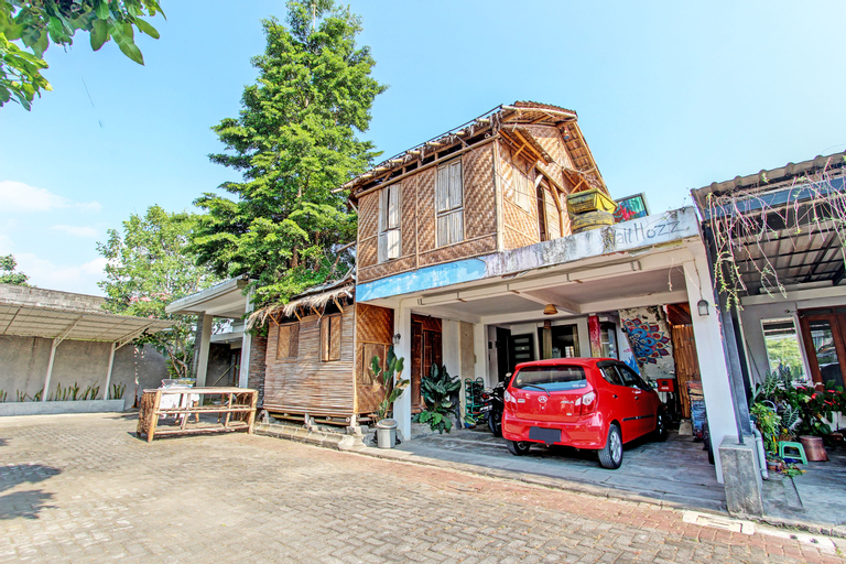 Exterior & Views 1, OYO 93002 Kost Gayus, Sleman