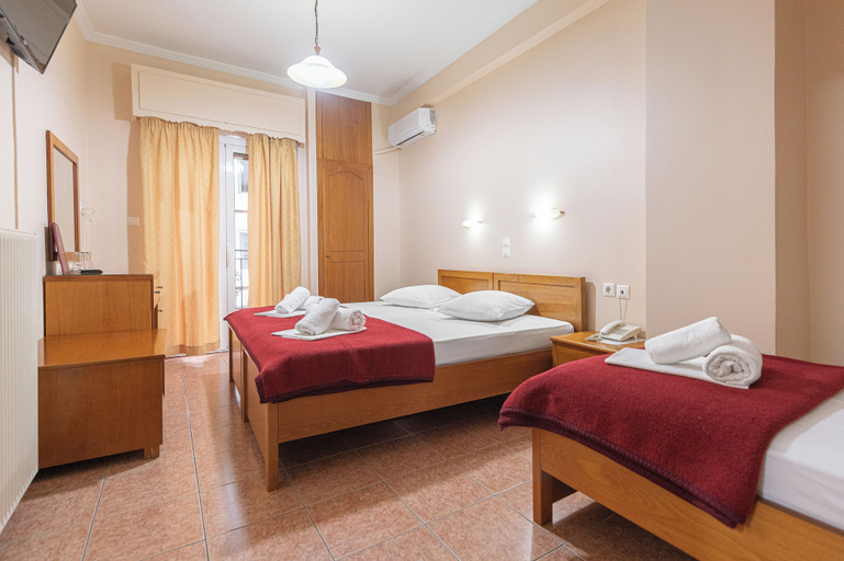 Bedroom 3, Faros 2 Hotel, Attica