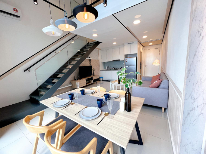 Dining Room 15