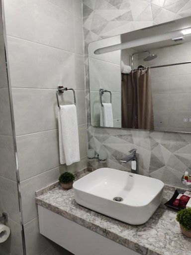 Bathroom 4, Le Grande PLAZA Tashkent, Tashkent City