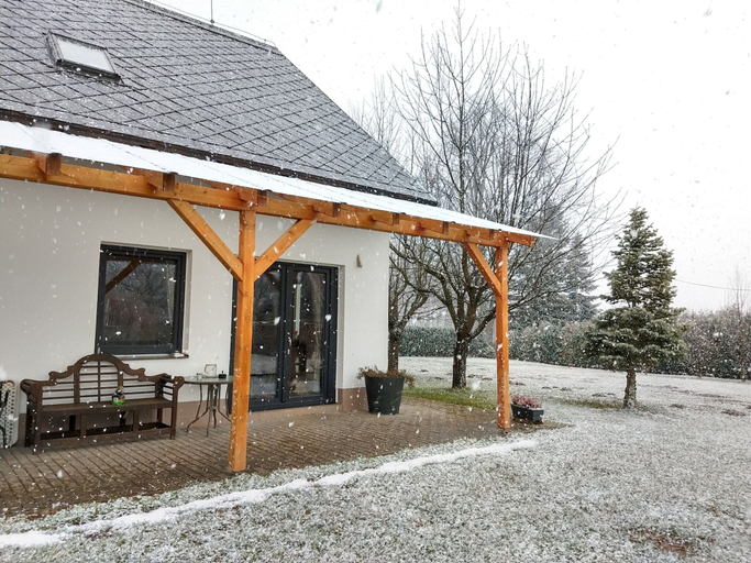 Exterior & Views 2, Villa in Nemojov Near Giant Mountains, Trutnov
