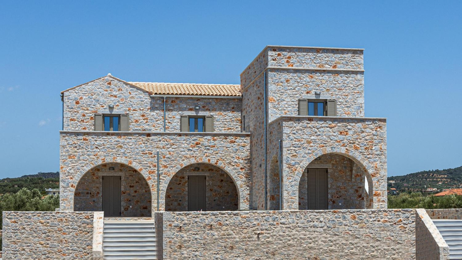 Others 3, Elaianthos 2, Peloponnese