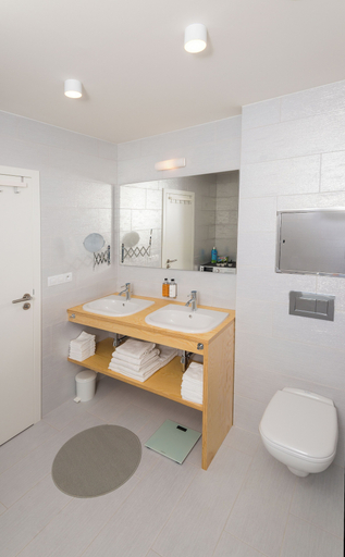 Bathroom 4, Residence Trafick, Praha 10