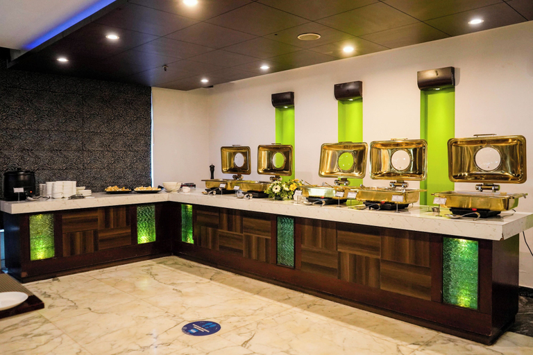 Food & Drinks 4, TreeHouse Queens Pearl, Gurgaon