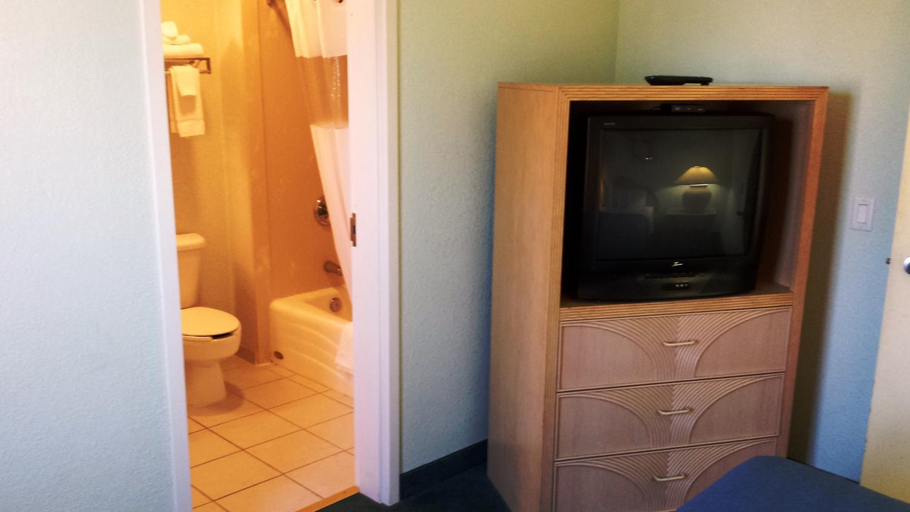 Bathroom 3, Cocoa Beach Suites Hotel, Brevard
