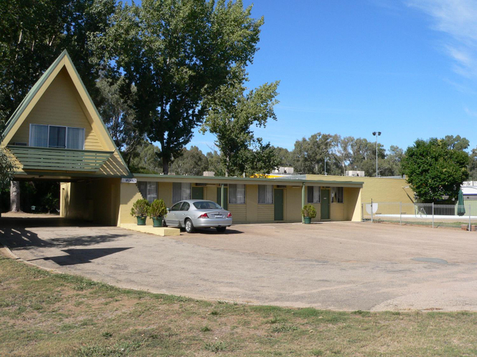 Exterior & Views 2, Millers Cottage Motel, Wangaratta - Central