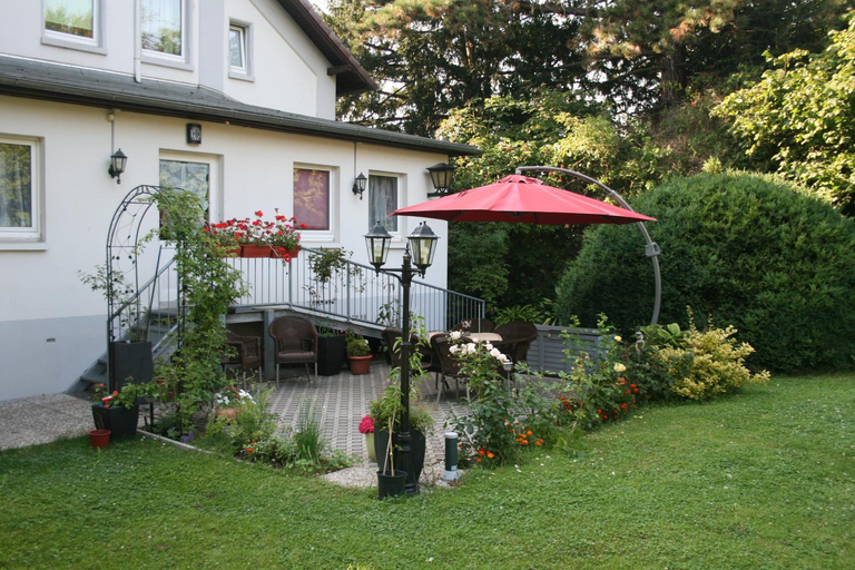 Others 5, Ferienwohnung am Kurpark, Schaumburg