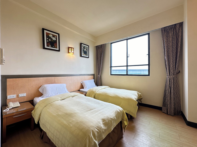 Bedroom 2, CHIENTAN Youth Hotel, Taipei City
