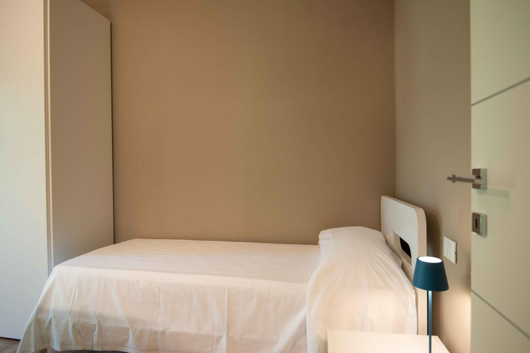 Others 3, Sirmio Apartments - Narnia Stay, Brescia