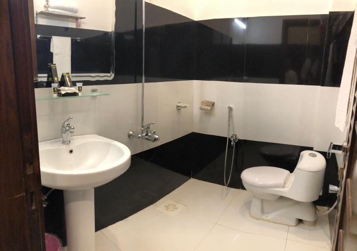 Bathroom 2, Burj Al Swat, Malakand